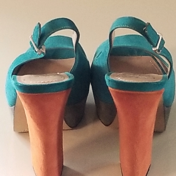 VINCE CAMUTO MAZIN PEACOCK COMBO/TRUE SUEDE SLINGBACK SHOES - Size 8 - Picture 4 of 4